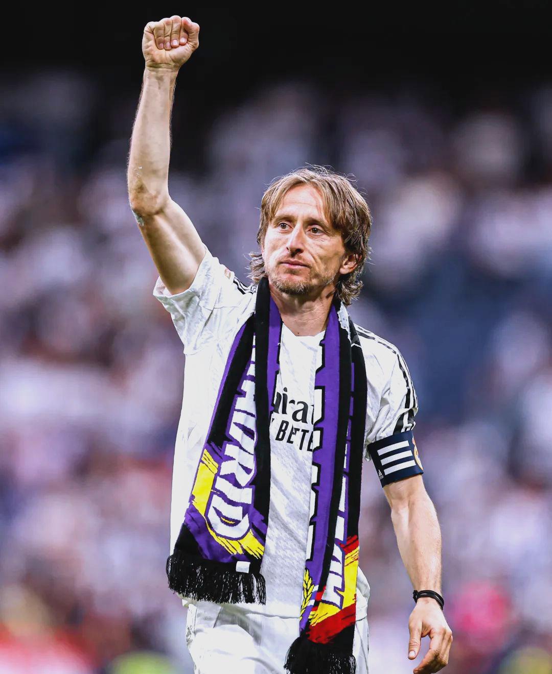 42分7板8助4断，东契奇纪录夜空砍！湖人3连败两大短板已摆在明面